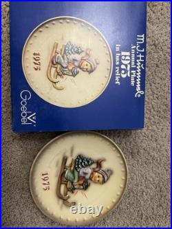 Goebel M. I. Hummel 25 Annual Plate 1972 West Germany 8 Bas Relief Porcelain