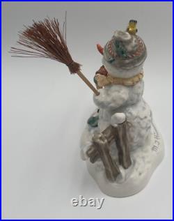 Goebel M. I. Hummel WINTER FRIEND Snowman Hum 2283/11