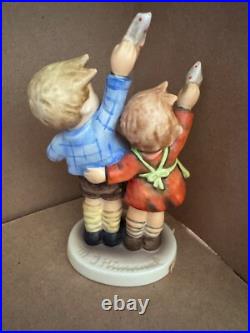 Goebel M. I. Hummel figure AUF WIEDERSEHEN Goodbye #153 Germany 1970's TMK6 Goebel M. I. Hummel figure AUF WIEDERSEHEN Goodbye #153 Germany 1970's TMK6