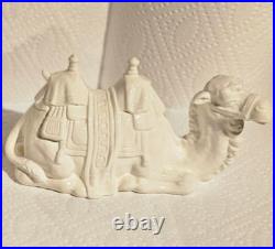 Goebel White laying/resting camel (free shipping)