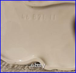 Goebel White laying/resting camel (free shipping)