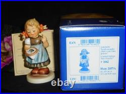 HUMMEL COLLECTORS FIGURE 2107/A Bee Hopeful Signed #1662 & LTD ED Hope Chest MIB