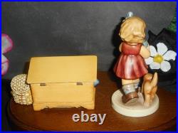 HUMMEL FIGURE 2107/B LITTLE KNITTER withKITTY & YARN & LIMITED EDITION HOPE CHEST HUMMEL FIGURE 2107/B LITTLE KNITTER withKITTY & YARN & LIMITED EDITION HOPE CHEST