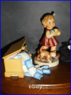 HUMMEL FIGURE 2107/B LITTLE KNITTER withKITTY & YARN & LIMITED EDITION HOPE CHEST HUMMEL FIGURE 2107/B LITTLE KNITTER withKITTY & YARN & LIMITED EDITION HOPE CHEST