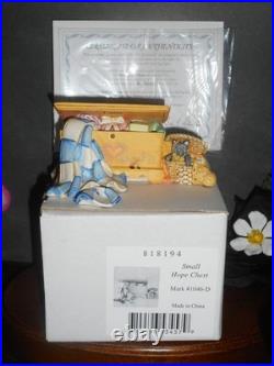 HUMMEL FIGURE 2107/B LITTLE KNITTER withKITTY & YARN & LIMITED EDITION HOPE CHEST HUMMEL FIGURE 2107/B LITTLE KNITTER withKITTY & YARN & LIMITED EDITION HOPE CHEST