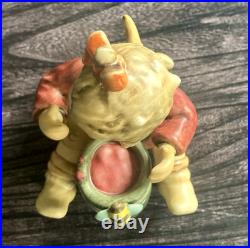 HUMMEL FIGURINE #2249 MARMALADE LOVER withGREEN MARMALADE POT #152710 MINT withBOX
