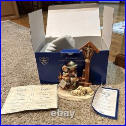 HUMMEL FIGURINE WAYSIDE DEVOTION 28/III GERMANY GOEBEL Sheep Jesus BOY GIRL