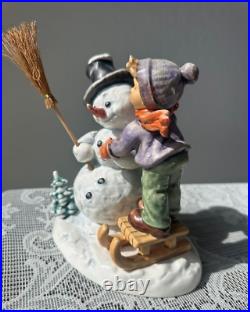 HummelMaking New FriendsBoy with Sled & Snowman 1st Issue HUM 2002TMK7COA