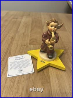 Hummel 2005 Spirited Saxophonist Hum 2135/J SIGNED by a Goebel Artist