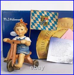 Hummel #2279 Look at Me 4.25 Figure 1st Issue 2007 TM8 Bavarian FLAG BOX COA