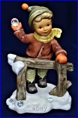 Hummel 2302 Wintertime Fun 6 Figurine Goebel Limited Edition 2013