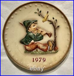 Hummel Figure Plate 1979 Hand Painted Goebel Porcelain W Germany Singing Lesson
