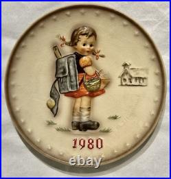 Hummel Figure Plate 1980 Hand Painted Goebel Porcelain W Germany School Girl