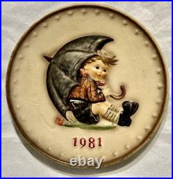 Hummel Figure Plate 1981 Hand Painted Goebel Porcelain W Germany Umbrella Boy