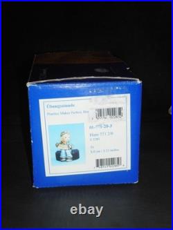 Hummel Figures 2258 2059 2209/b 2174/a + B 771 2/0 214/d/i 2096/v 2230/c 142 4/0