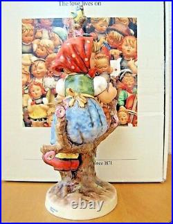 Hummel Figurine APPLE TREE GIRL HUM #141/V TMK6 10.25 Goebel $1600 MIB M611