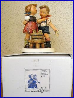 Hummel Figurine BATH TIME HUM #412 TMK6 Goebel Germany MIB T324