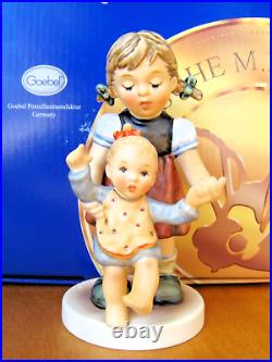 Hummel Figurine FIRST STEPS HUM #2199 TMK8 Goebel Germany FI NIB M393