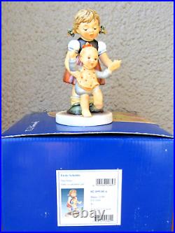 Hummel Figurine FIRST STEPS HUM #2199 TMK8 Goebel Germany FI NIB M393