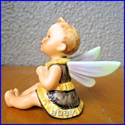 Hummel Figurine HUMMELE HUM 365 WithBEEHIVE Box & Display Goebel Germany MINT G915 Hummel Figurine HUMMELE HUM 365 WithBEEHIVE Box & Display Goebel Germany MINT G915