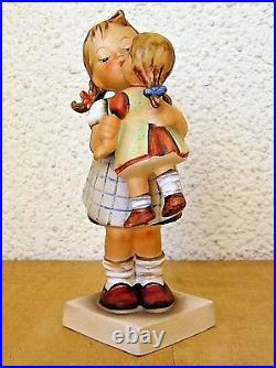 Hummel Figurine KISS ME WithSOCKS HUM 311 TM3 Goebel Germany 1955 RARE $900 C157