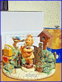 Hummel Figurine LOVING WISHES LOVE LETTERS COLLECTOR'S SET 573 Goebel MIB D159