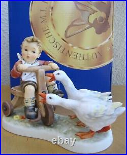 Hummel Figurine OH, NO! HUM #2082 TMK8 Goebel Germany FIRST ISSUE NIB G002