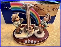 Hummel Figurine Set #0403 Goebel ENDURING GLOW OF FREEDOM SET NIB 10 Yr Anniv
