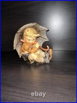 Hummel Figurine UMBRELLA BOY HUM #152/0 A 1983 TMK6 Goebel Germany MIB G424