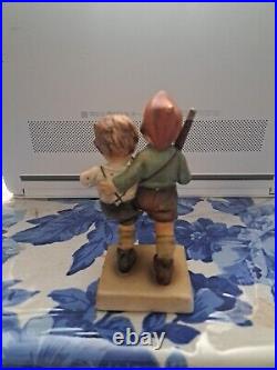Hummel Figurine VOLUNTEERS HUM 50 TMK2 Germany