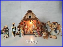 Hummel Goebel 16 piece Nativity Set 951 214 A 16 piece Set plus Manger