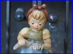 Hummel Goebel 2018 Club Exclusive Edition Girl Washing 2397 TMK-11 Figurine