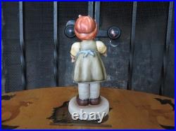 Hummel Goebel 2018 Club Exclusive Edition Girl Washing 2397 TMK-11 Figurine