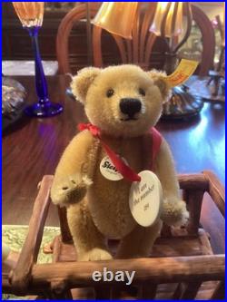 Hummel Goebel #2333 Tag Along Teddy Limited Edition #54 of 499 NIB & Steiff Bear