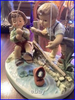 Hummel Goebel #2350 Just Fishin LTD ED Large Piece & Perfect Low Number
