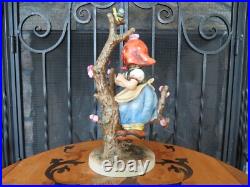 Hummel Goebel Apple Tree Girl 141/V TMK-4 Tall 10 1/4 Figurine Arthur Moeller