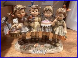 Hummel Goebel Century Collection 1991'We Wish You the Best' #485 with box
