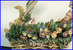 Hummel Goebel Easter's Coming, Easter Basket 1059-D 2000 Ltd Ed & Figure