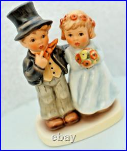 Hummel/Goebel Figurine Dearly Beloved #1947 2003/2/0 Wedding Couple DoubleBox