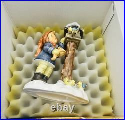 Hummel Goebel Figurine THE BENEVOLENT BIRDFEEDER 2004 First Issue SIGNED