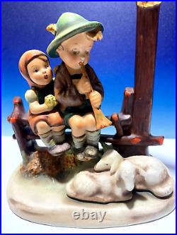 Hummel Goebel Figurine''WAYSIDE DEVOTION''# 28/2