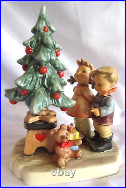 Hummel Goebel Figurine WONDER OF CHRISTMAS LE 1st Ed #2015 TMK7 EUC No Bear Box