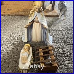Hummel Goebel Nativity 1951 Christmas 13 Pc set 214 Music Manger Withlight Germany