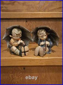 Hummel Goebel Umbrella Boy and Girl 5 Figurine 152/0 A B W Germany Vintage 1957