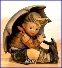 Hummel Goebel Umbrella Boy and Girl 5 Figurine 152/0 A B W Germany Vintage 1957
