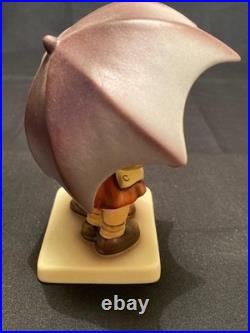 Hummel / Goebel figurine #1194 (634-00-5) SUNSHOWER Large 4.50 NEW IN BOX