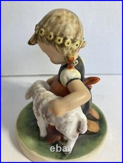 Hummel Goebel figurine 1960 4.5 Favorite Pet 361 Girl with lamb sniff flower