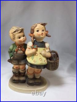 Hummel Going to The Market 49/0 TMK3 Goebel Germany Porcelain Figurine