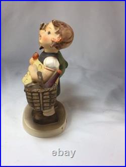 Hummel Going to The Market 49/0 TMK3 Goebel Germany Porcelain Figurine