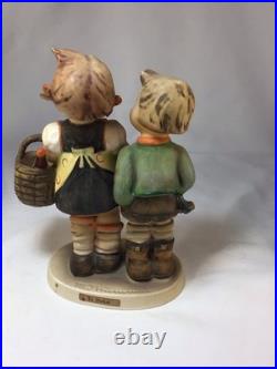 Hummel Going to The Market 49/0 TMK3 Goebel Germany Porcelain Figurine